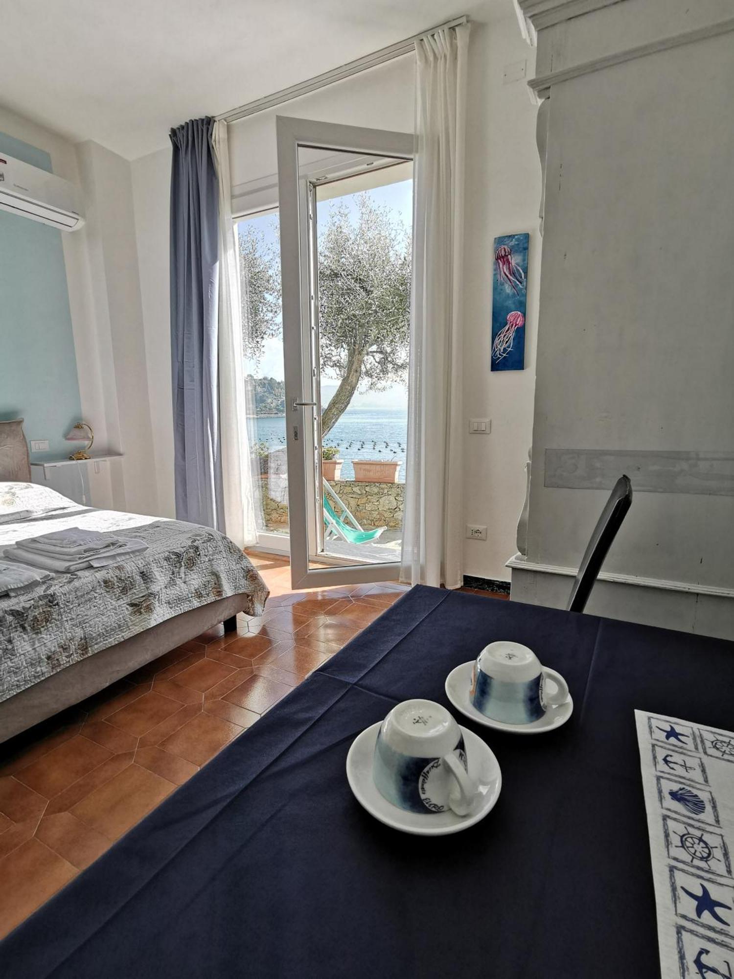 B&B La Palafitta Porto Venere Extérieur photo